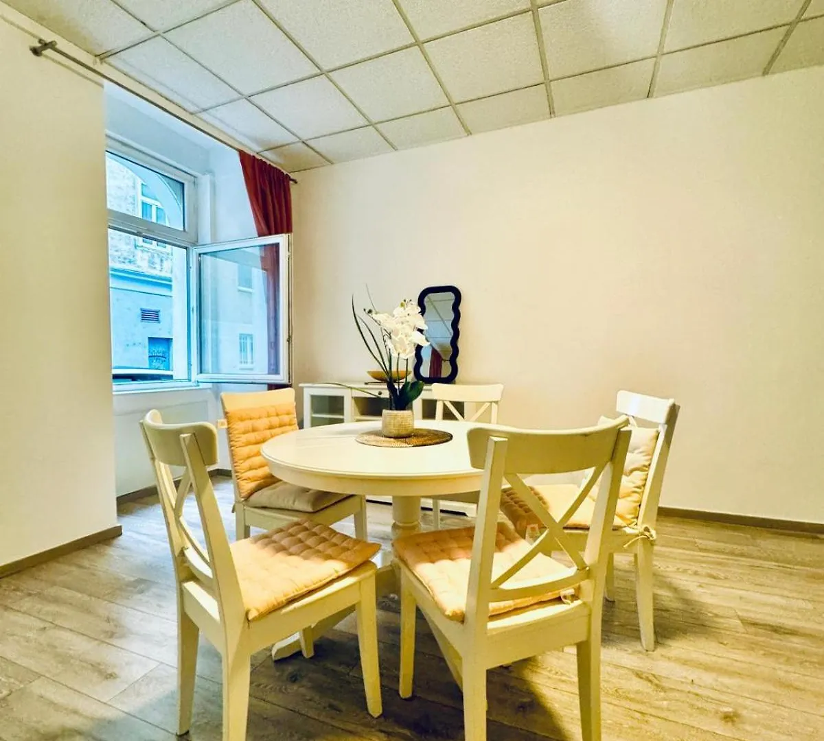 Amazing 2Br Apartment Near Praterstern Vienna