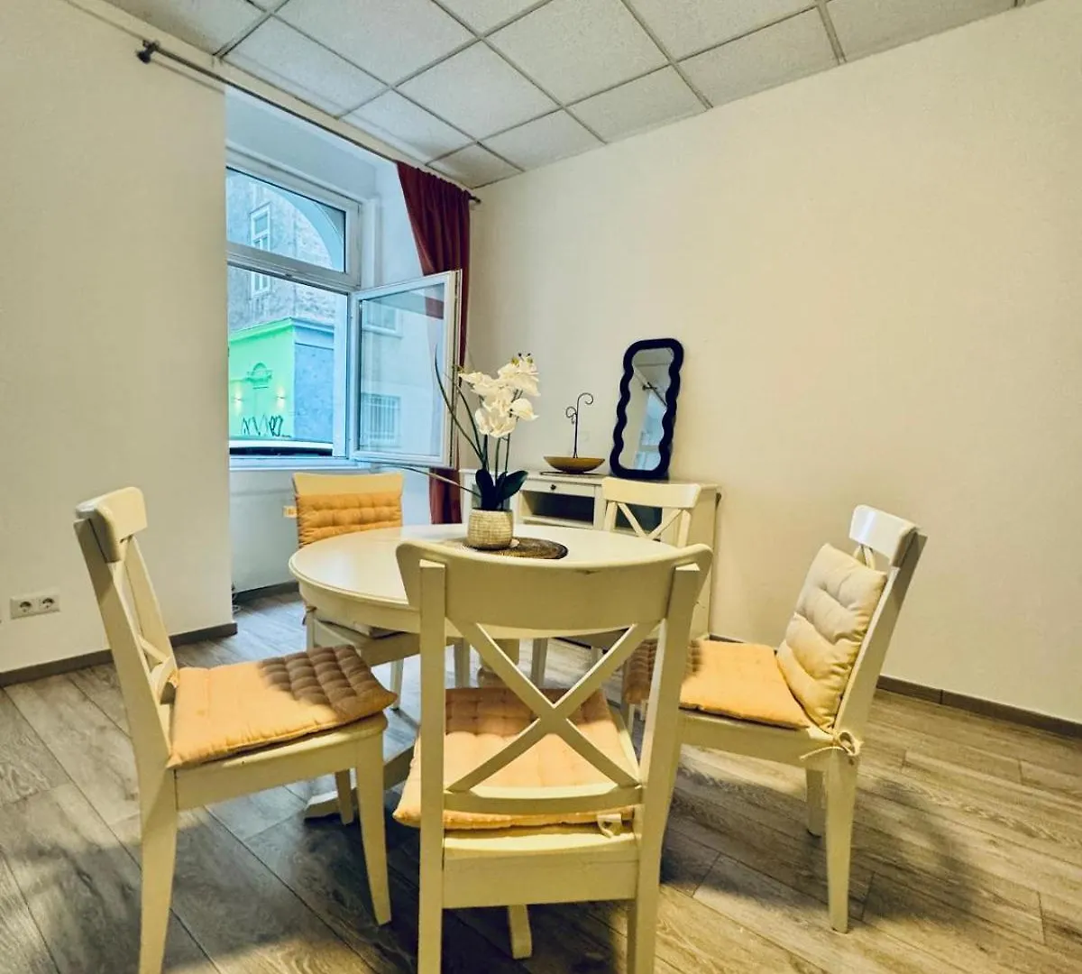 Amazing 2Br Apartment Near Praterstern Vienna Austria