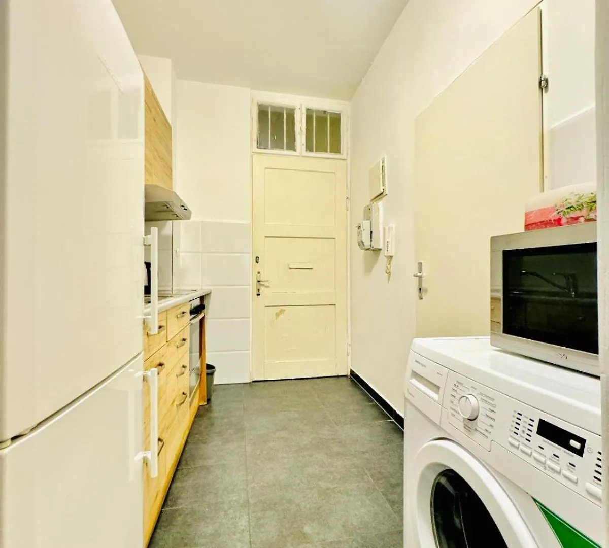 Amazing 2Br Apartment Near Praterstern Vienna